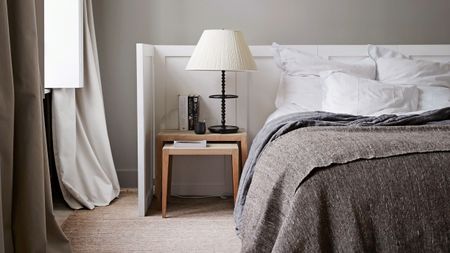 Small bedroom ideas with grey and white color palette
